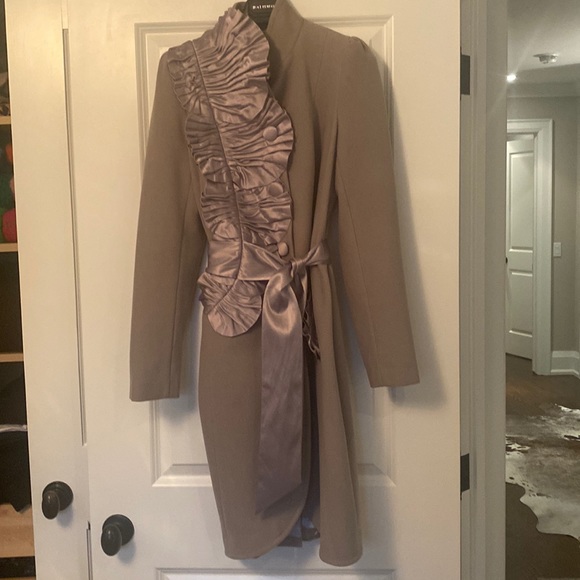 Winter coat - Picture 1 of 4